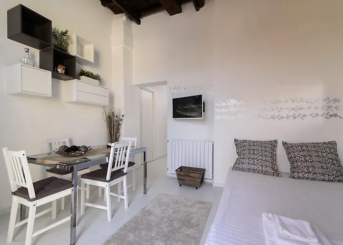 White Terrace Ostilia