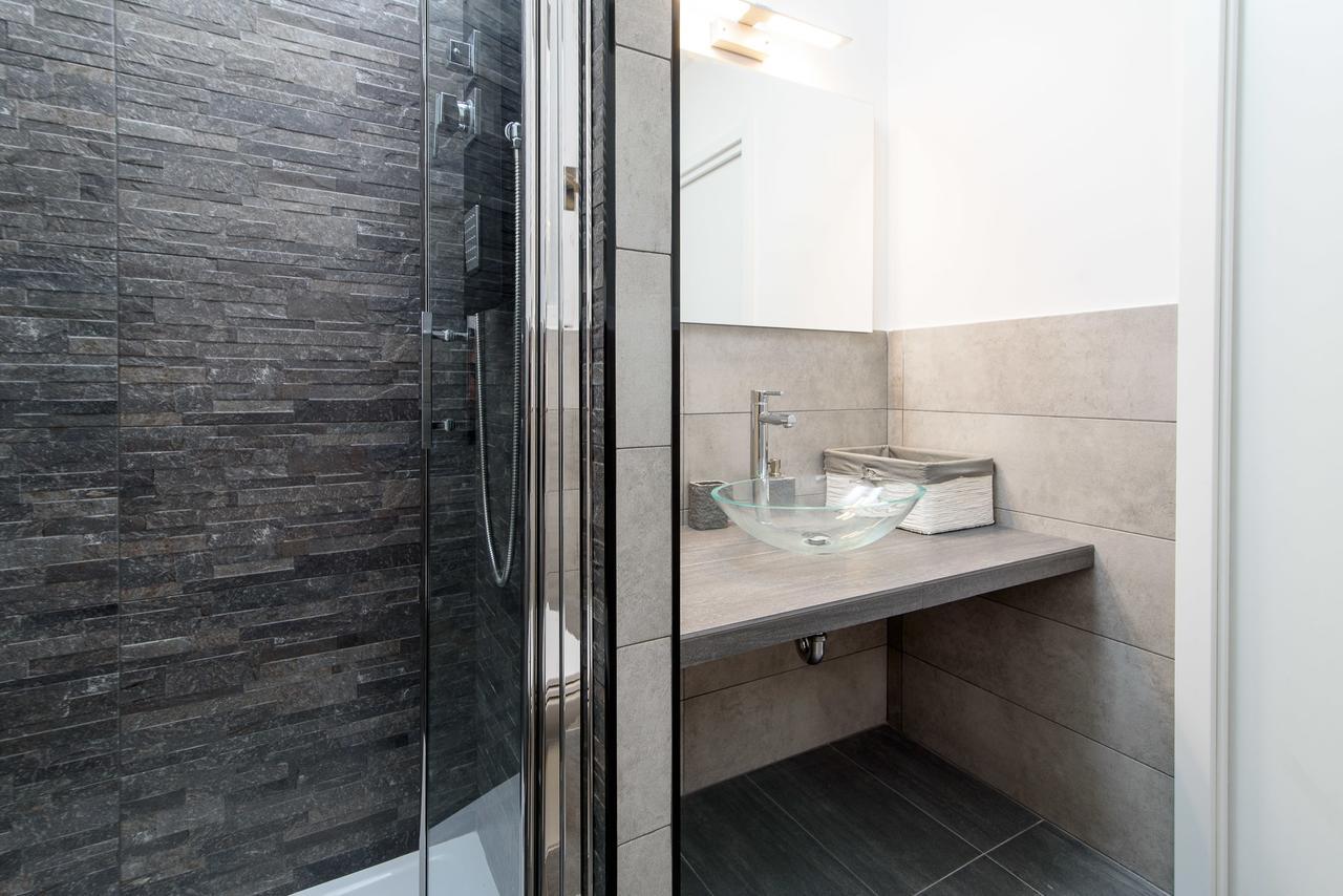 Apartment White Terrace Ostilia Rom